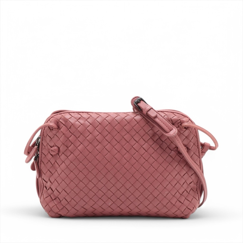 Bottega Veneta
Vintage Intrecciato Crossbody
c. 1990s